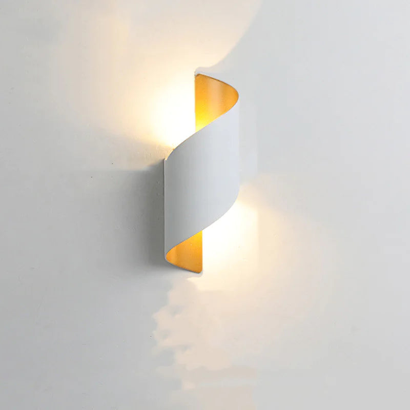 LED Waterproof Outdoor Wall Lamp